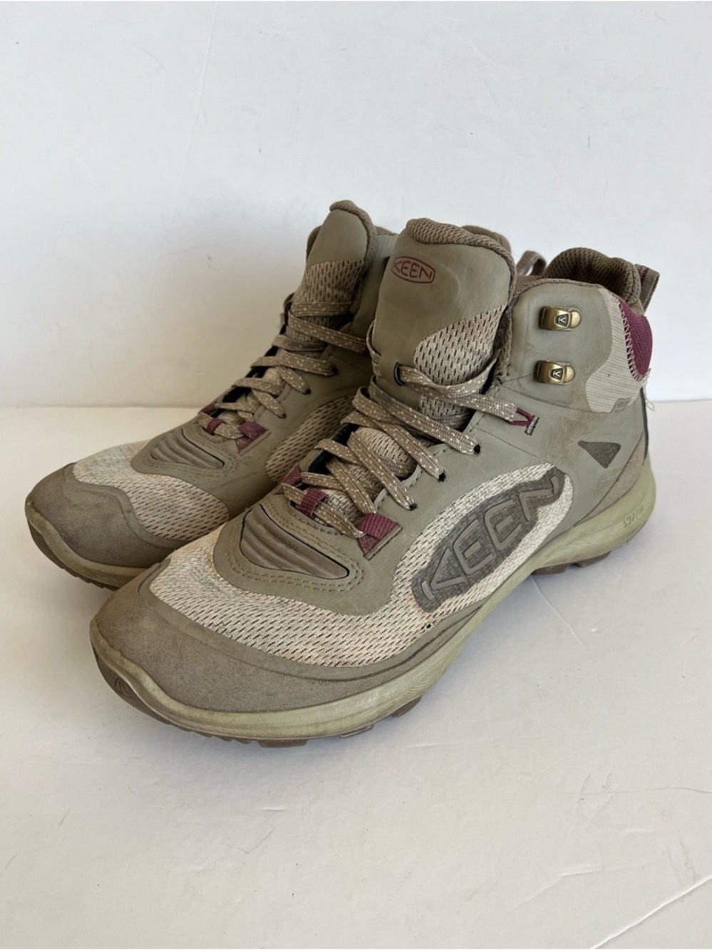KEEN Women's Terradora Flex Mid Waterproof Hiking Boots sneakers size 8.5